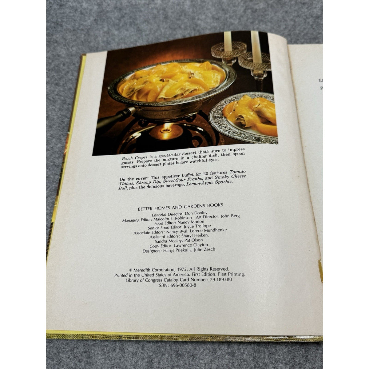 Better Homes and Gardens Recipes for Entertaining 1972 First Edition Cookbook