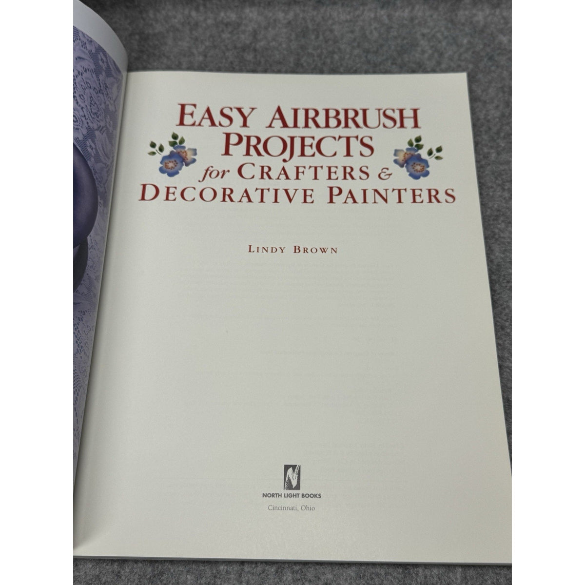 Easy Airbrush Projects Lindy Brown 1997 First Edition Decorative Painting Crafts
