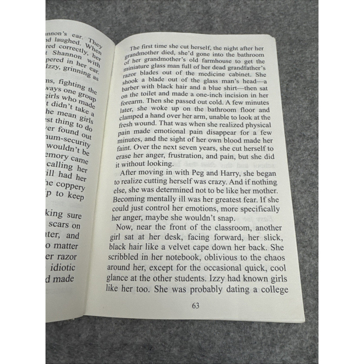 What She Left Behind by Ellen Marie Wiseman (2014, Library Binding)