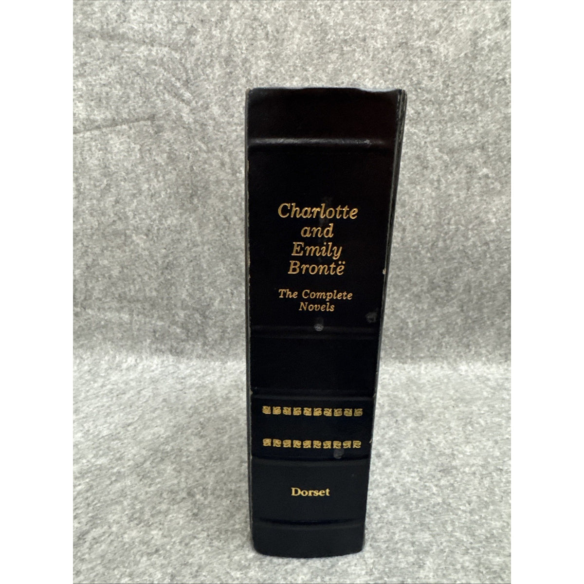 CHARLOTTE AND EMILY BRONTE-THE COMPLETE NOVELS (1994)