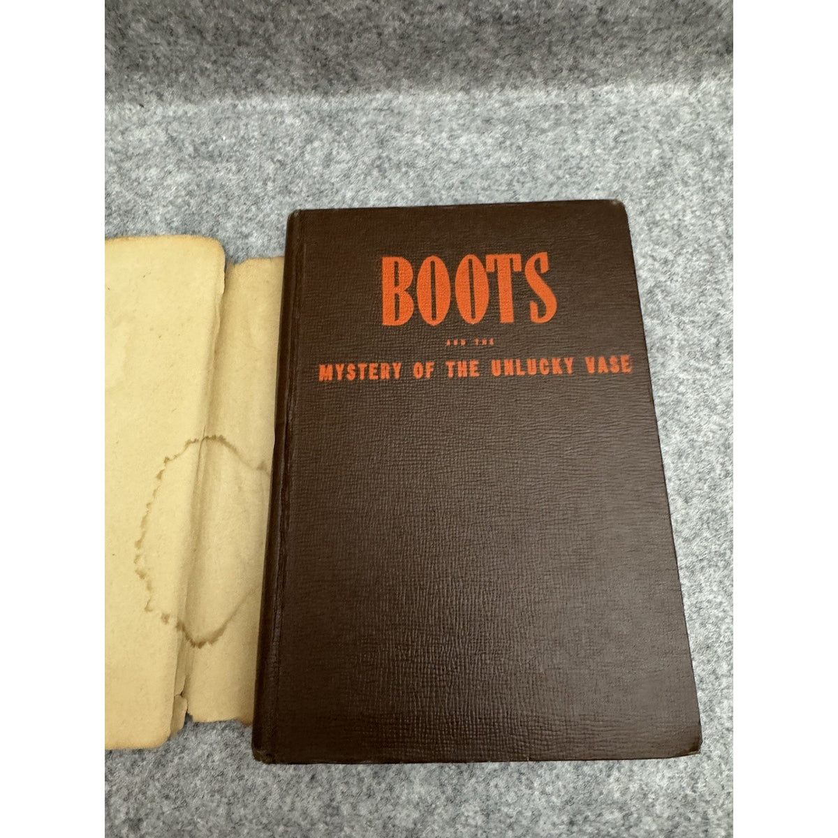 1943 Boots and the Mystery of the Unlucky Vase Edgar Martin HC DJ
