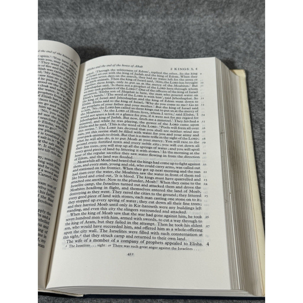The New English Bible 1970 HC Dust Jacket Oxford Cambridge University Press