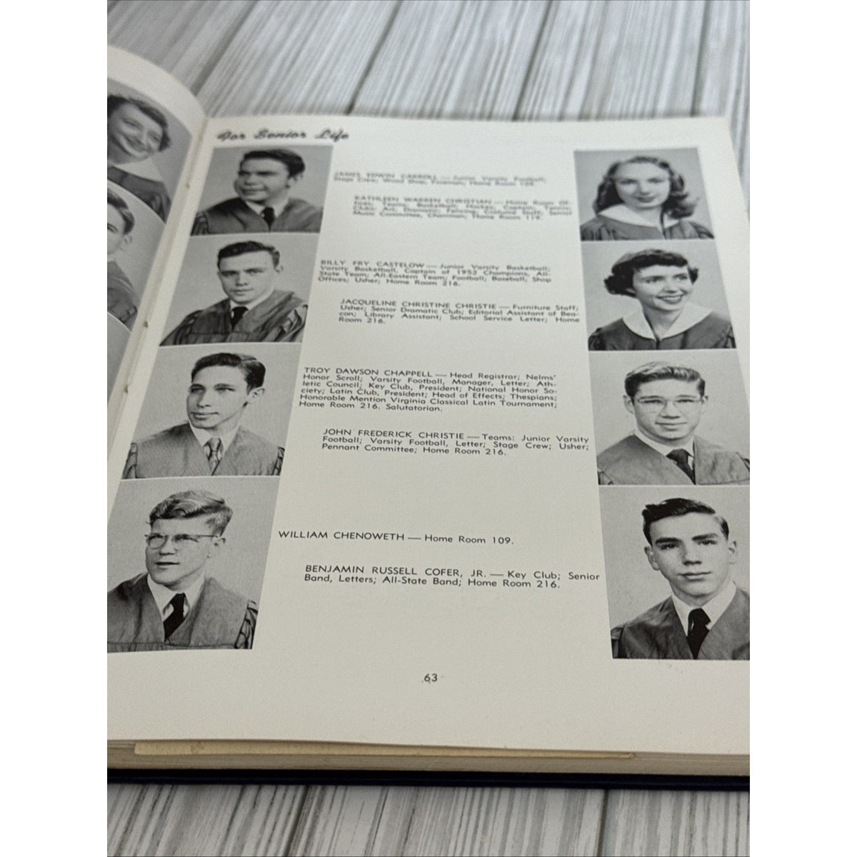 1952 NEWPORT NEWS HIGH SCHOOL YEARBOOK / NEWPORT NEWS, VA. / THE ANCHOR