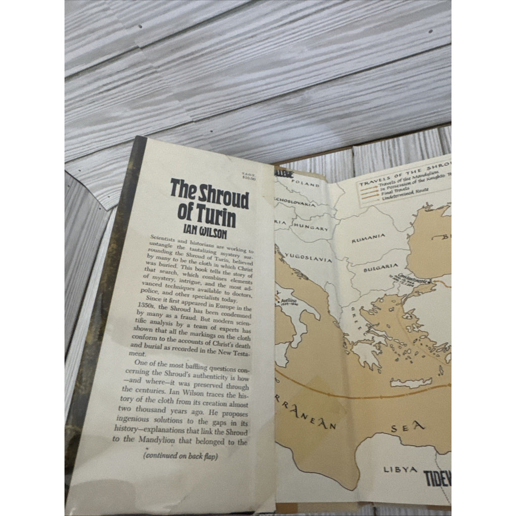 The Shroud of Turin : The Burial Cloth of Jesus Christ? Hardcover