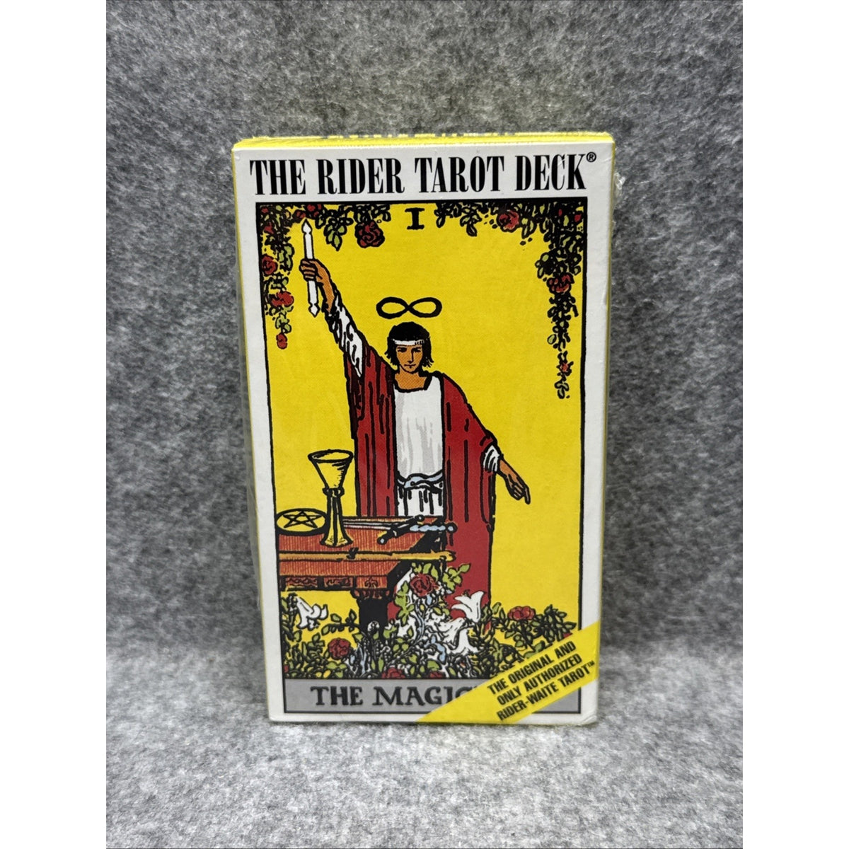 The Rider-Waite Tarot Deck by Pamela Colman Smith (2004, Game)