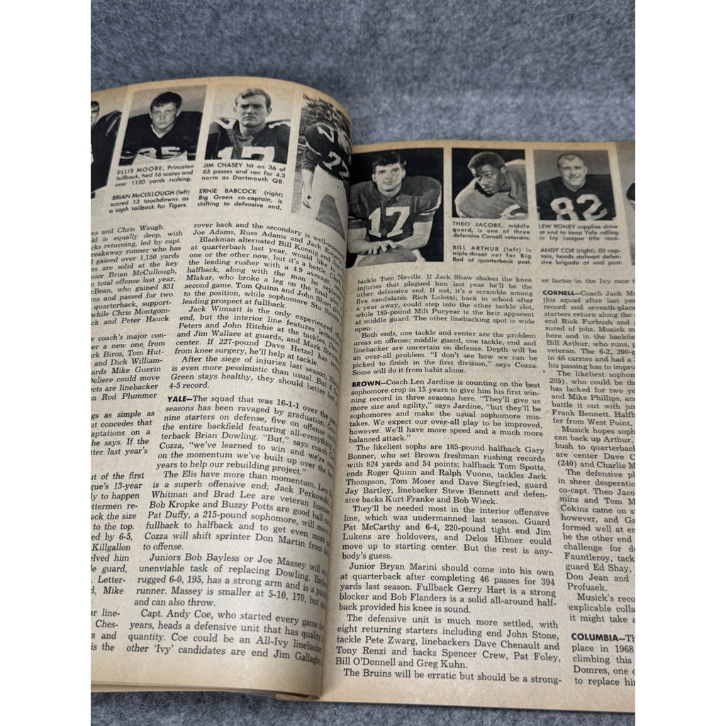 1969 Street & Smith’s College Football Yearbook Steve Kiner Tennessee Vols