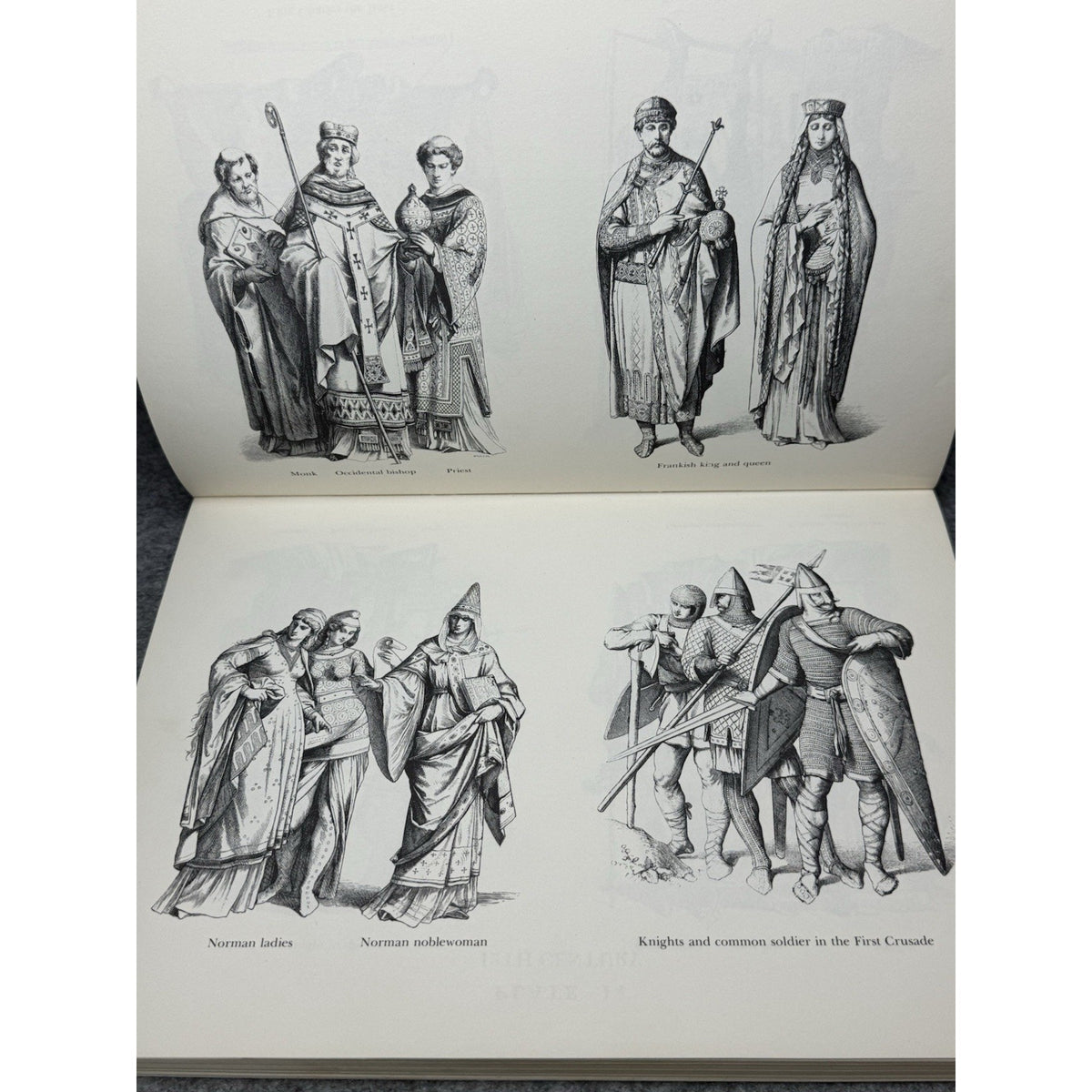 Historic Costume in Pictures 1975 Braun Schneider Studio Copy 125 Plates